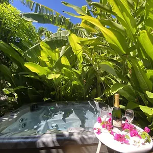 Kaz Ananas, Privatif ,plage Du Helleux Hébergement de vacances